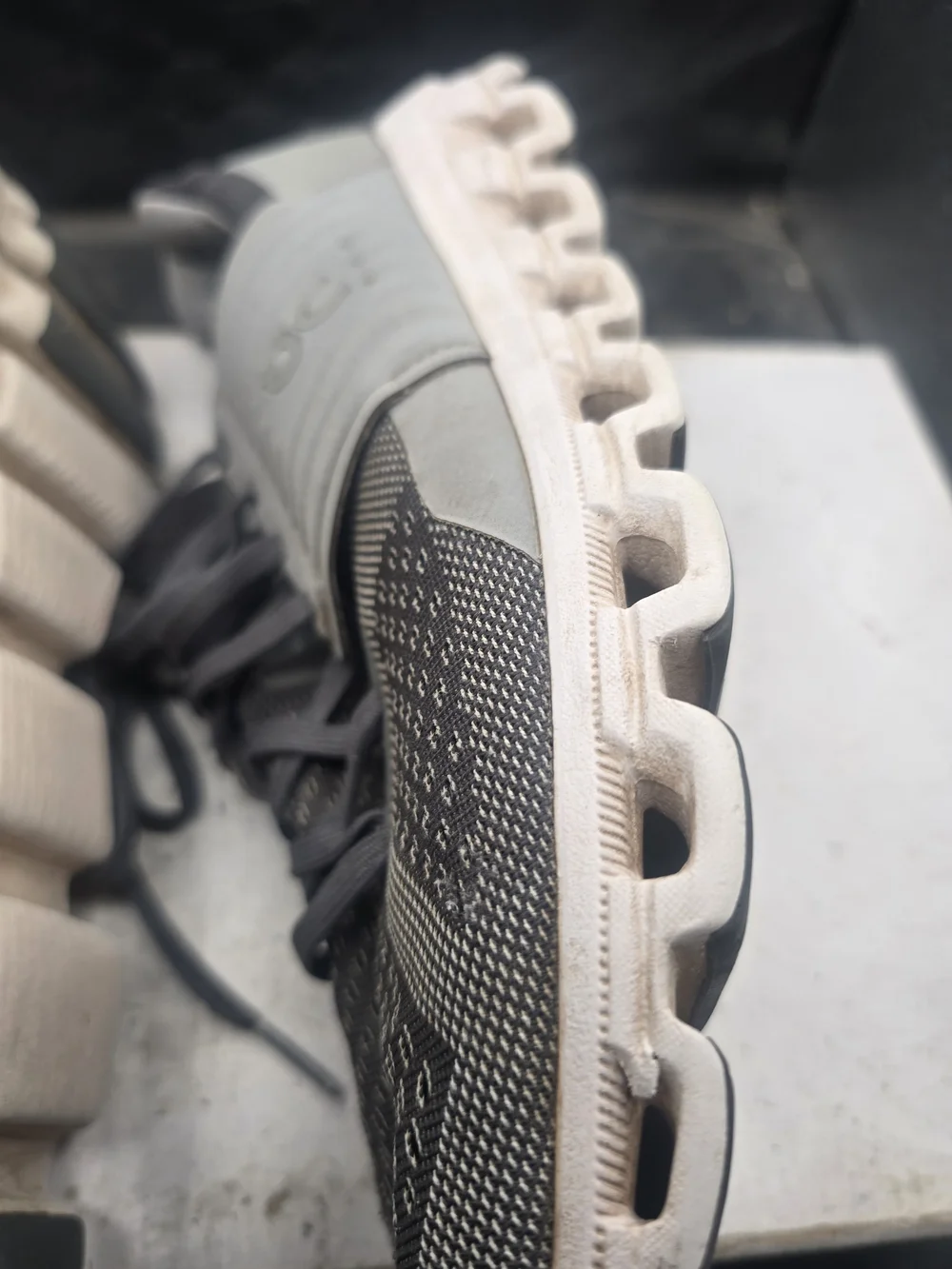 Men's Gray Athletic Lace-Up Sneakers with Supportive Midfoot Strap